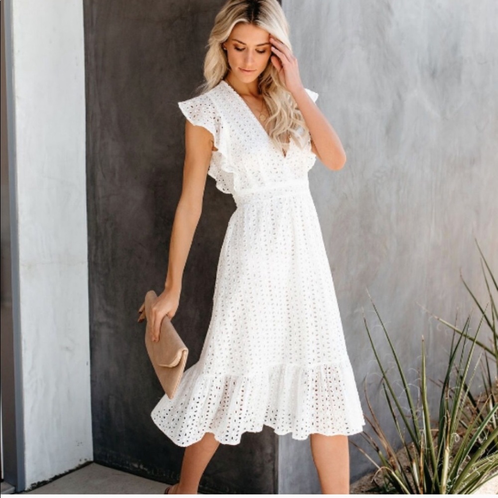 NWOT - VICI Say Yes Cotton Eyelet Midi Dress